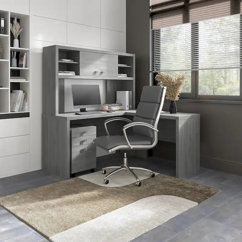Bureau informatique d'angle blanc pur avec huche et caisson de rangement