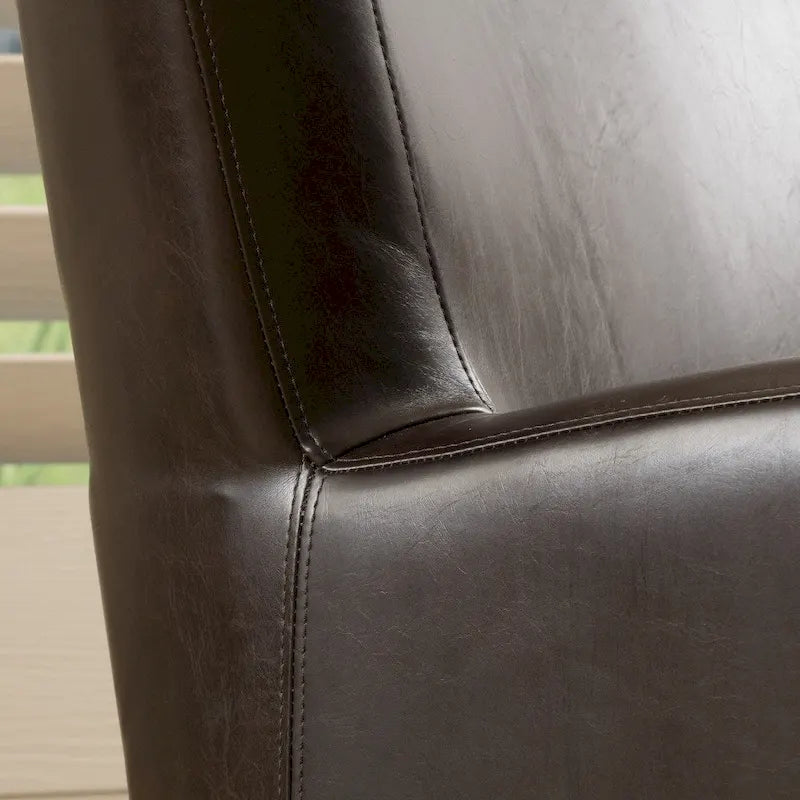 Fauteuil club en cuir reconstitué avec base pivotante et finition expresso