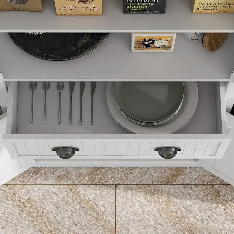 Armoire de cuisine haute de style campagnard avec tiroir et étagères réglables