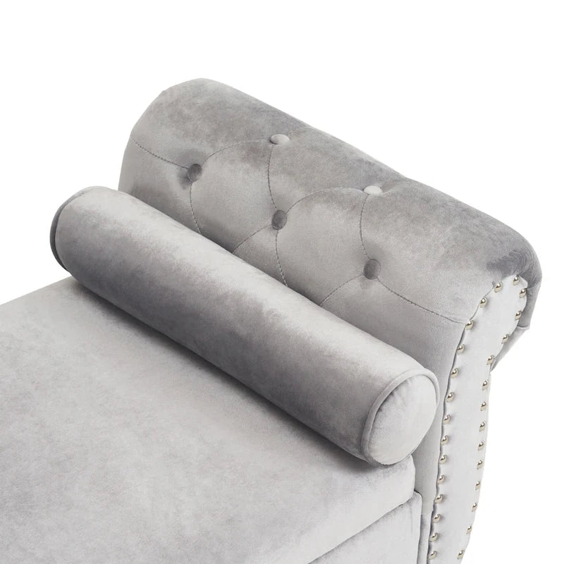 Banc de rangement ottoman en velours avec accoudoirs roulés et garniture cloutée beige